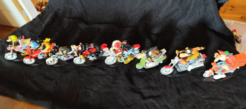 Lot moto figurine - 8x,