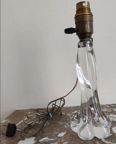 Pied lampe cristal forme - en,