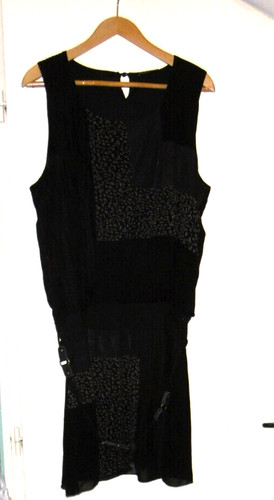 Tres belle robe - tres, noire