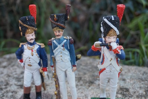 Re0154 lot 3 figurine - re0154,