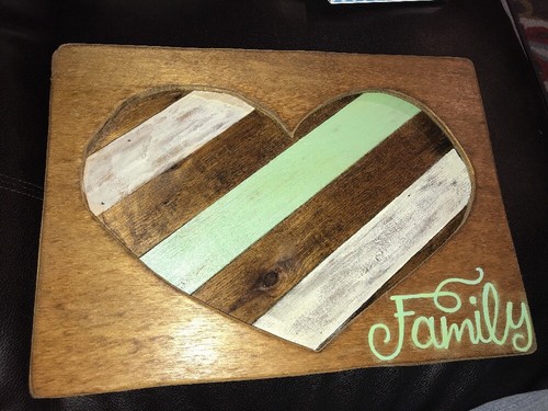 Family wood plank heart - plank,