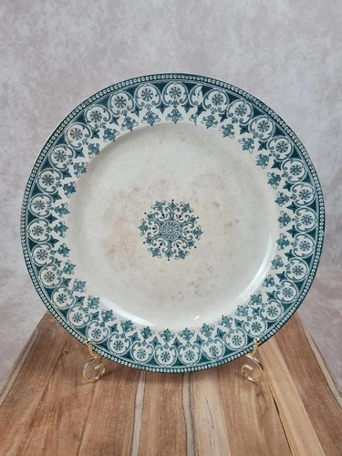 Grand plat ancien