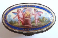 Petite boite à bijoux émail de BATTERSEA 18e siècle 18th century box Ange angel