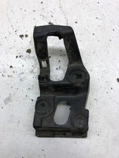 AUDI A4 8EC, B7 Support d'aile