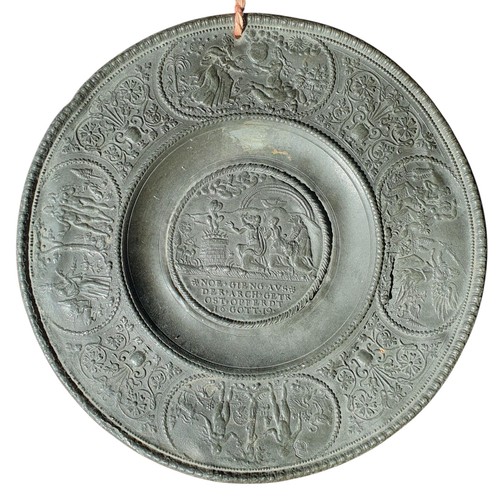 Ancienne assiette etain haute - assiette,