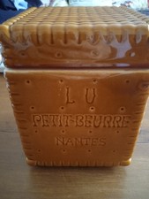 Boîte En Faïence Petit