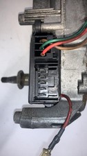 Moteur essuie glace avant
