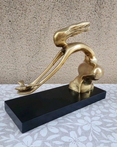 Sculpture moderniste femme - «,