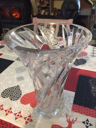 Grand vase cristal taillé - en,