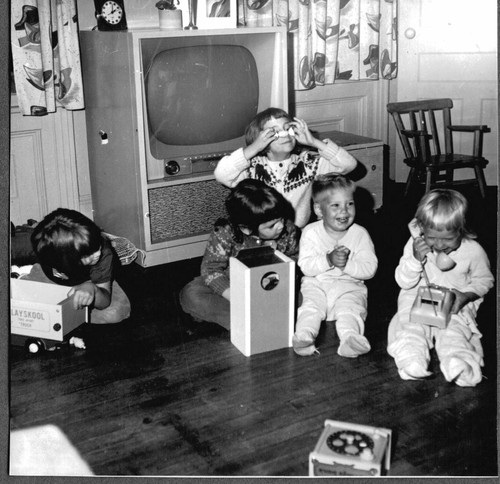 Vintage photograph 1961 - vintage, tv