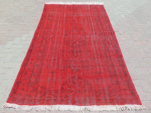 Grand tapis turc rouge