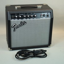 Fender Frontman 15g Guitar