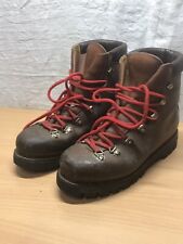 ancienne chaussure de montagne cuir TRAPPEUR 