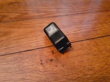 Interrupteur réglage appui tête  MERCEDES classe E W124  OEM 1248214751
