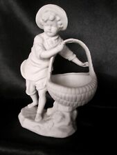 BISCUIT "Enfant au panier" figurine statuette porcelaine porcelain numérotée