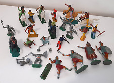 lot figurines Timpo Starlux  Elastolin ? cowboys indiens soldat romain chevalier