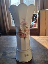  1,  ́vase Porcelaine Ancien