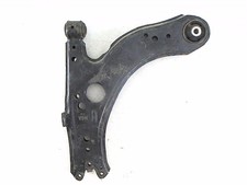 Triangle inferieur avant