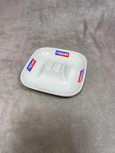 Cendrier plastique ornamin - cendrier,
