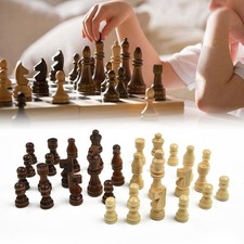 Exquis jeu d'échecs en bois