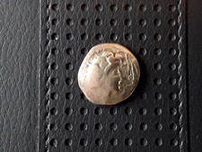 statere electrum a la main 52