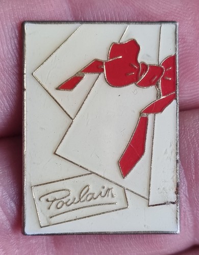 Poulain pin rare - poulain,