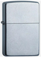 Zippo Street Chrome + Gratuit