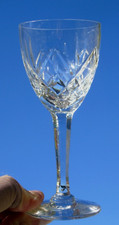 Cristallerie de Lorraine Lemberg - Verre en cristal taillé.  Haut. 13 cm