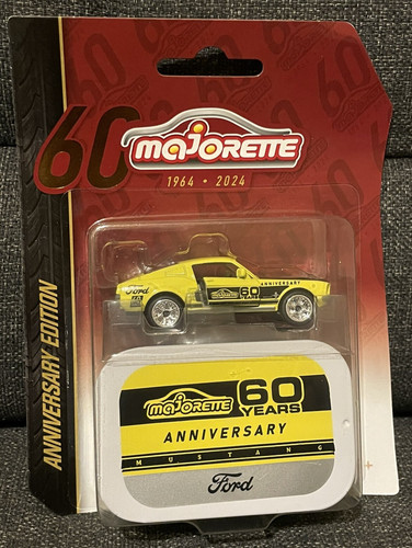 Miniature majorette ford - miniature,