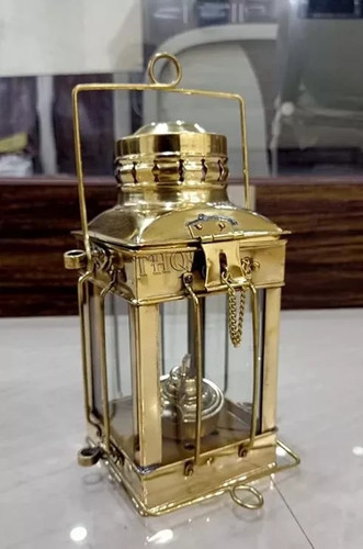 Ancienne lampe pétrole - ancienne,