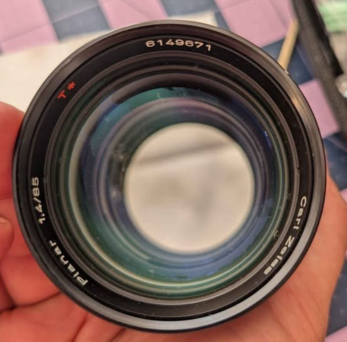 Carl zeiss planar 85mm - carl, t*