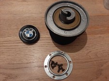 MOMO - Klaxon BMW + moyeu