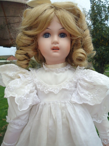 Poupee mundia les - poupee, romantiques