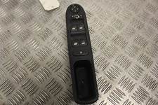 Commande leve vitre avant