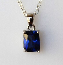 Saphir Hydrothermal Bleu Royal de 1,675 ct - Pendentif Argent + Chaîne Argentée