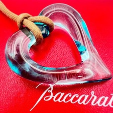 Collier pendentif en cristal