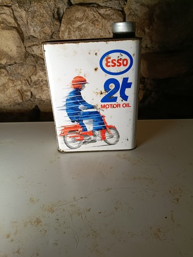 Bidon huile ancien esso 2 - huile,