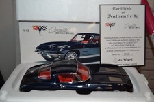 AUTOART.  1/18   Chevrolet Corvette C2 StingRay 1963  .Ref: 71181. Série limitée