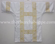 Dalmatique Blanche Avec Étole