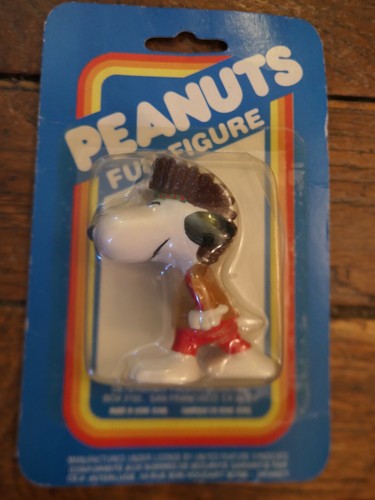 Figurine peanuts snoopy fun - figurine,
