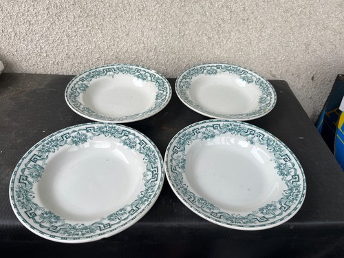Lot assiettes creuses - assiettes,