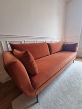 Canapé velours PRAGUE orange écureuil (Maisons du monde)