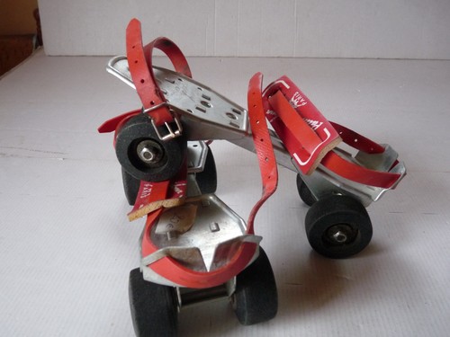 Ancienne paire patins à - paire,