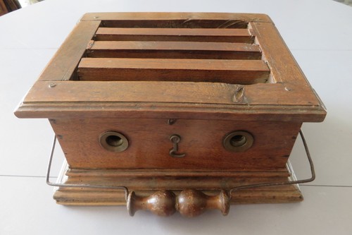 Ancienne chaufferette bois - en,