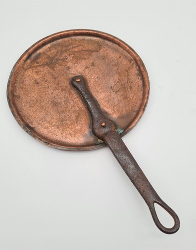 Ancien couvercle cuivre - ancien, en