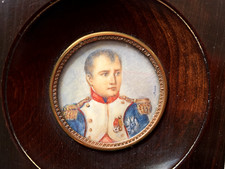 véritable miniature peinte à la main,representant Napoleon en buste signe 