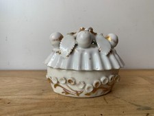 ancienne boite en porcelaine de Paris, style Jacob Petit, 19 ème