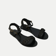 LOTS DE SANDALES EN RAPHIA ET CUIR Sans-Arcidet Paris, Fait main en Espagne