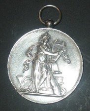 Médaille en argent massif de musique 30.6 gr Robineau Paris sylver medal fin XIX