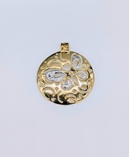 Pendentif rond avec motif